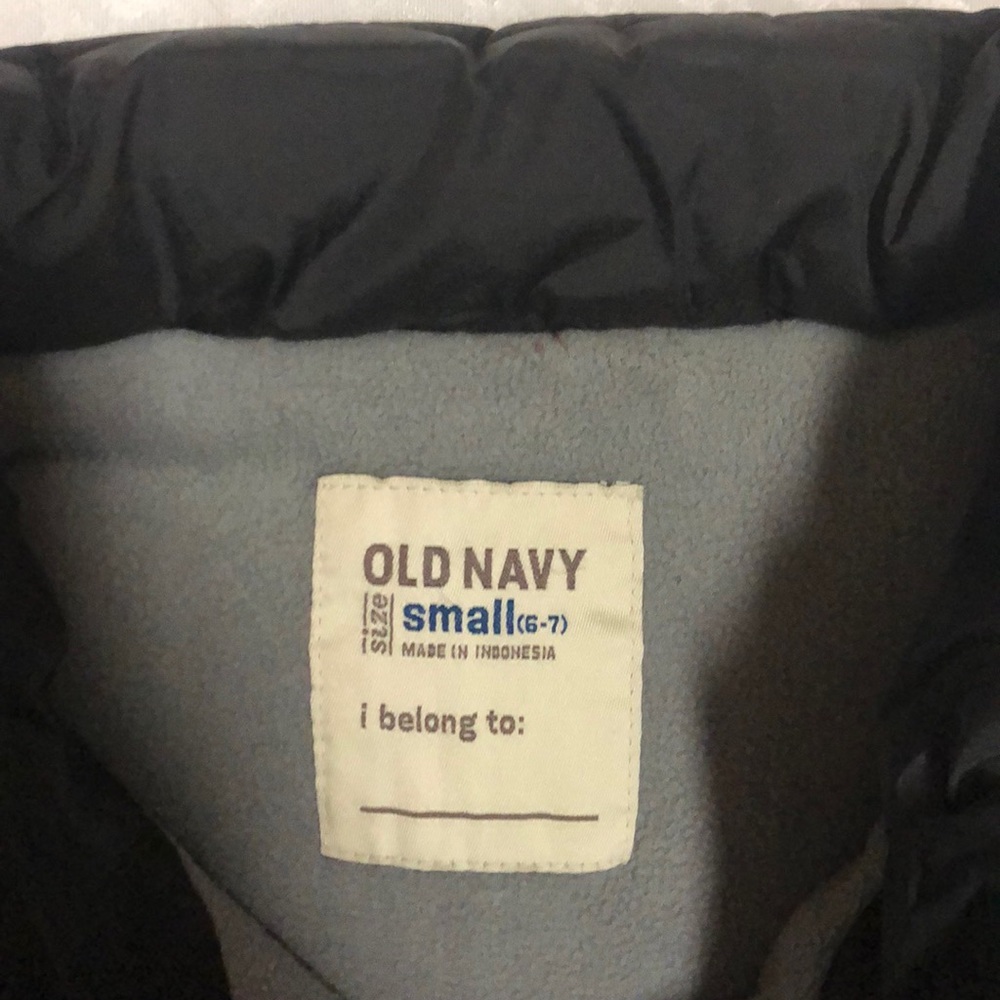 OLD NAVY VESTS. - Picture 2 of 3